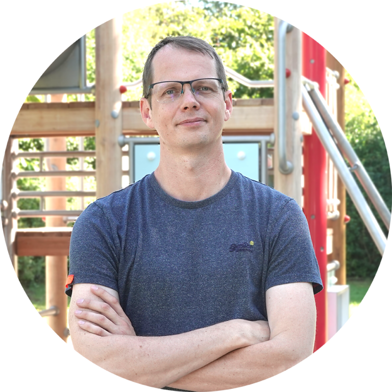 Dennis Wüppesahl, Technical Customer Advisor in Sales at Kaiser and Kühne