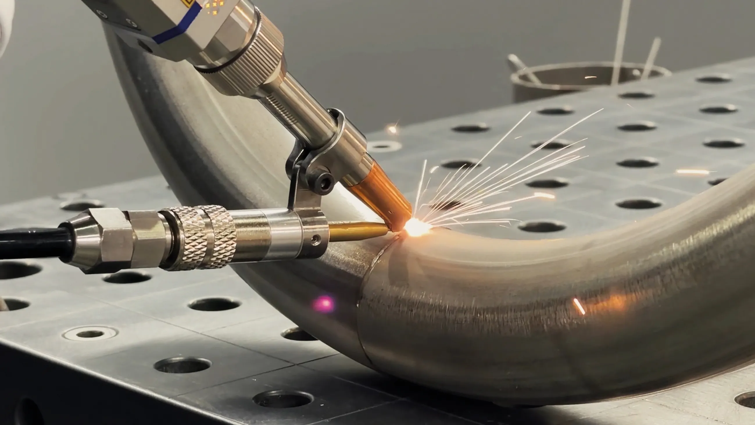 KK_2603_Insights-into-Production_9 A look behind the scenes: laser welding